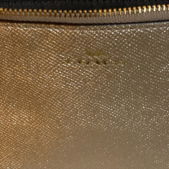 Coach Wristlet - Picture 5 of 8